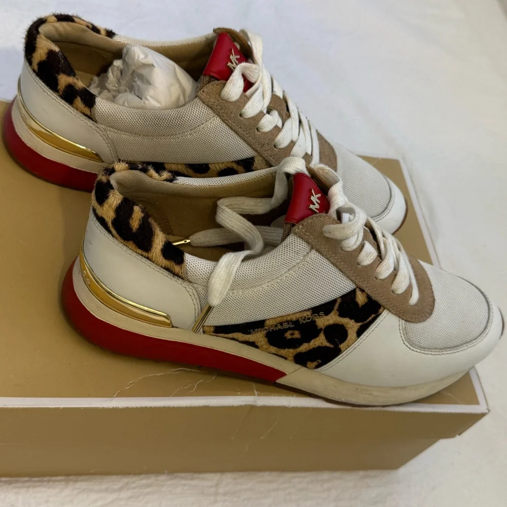 Michael Kors Ladies Allie Trainer Leather Sneakers Animal Print Details size 7 - Picture 7 of 9